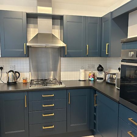 The Town House, Whole House Suitable For Contractors And Families Маркет-Харборо Экстерьер фото