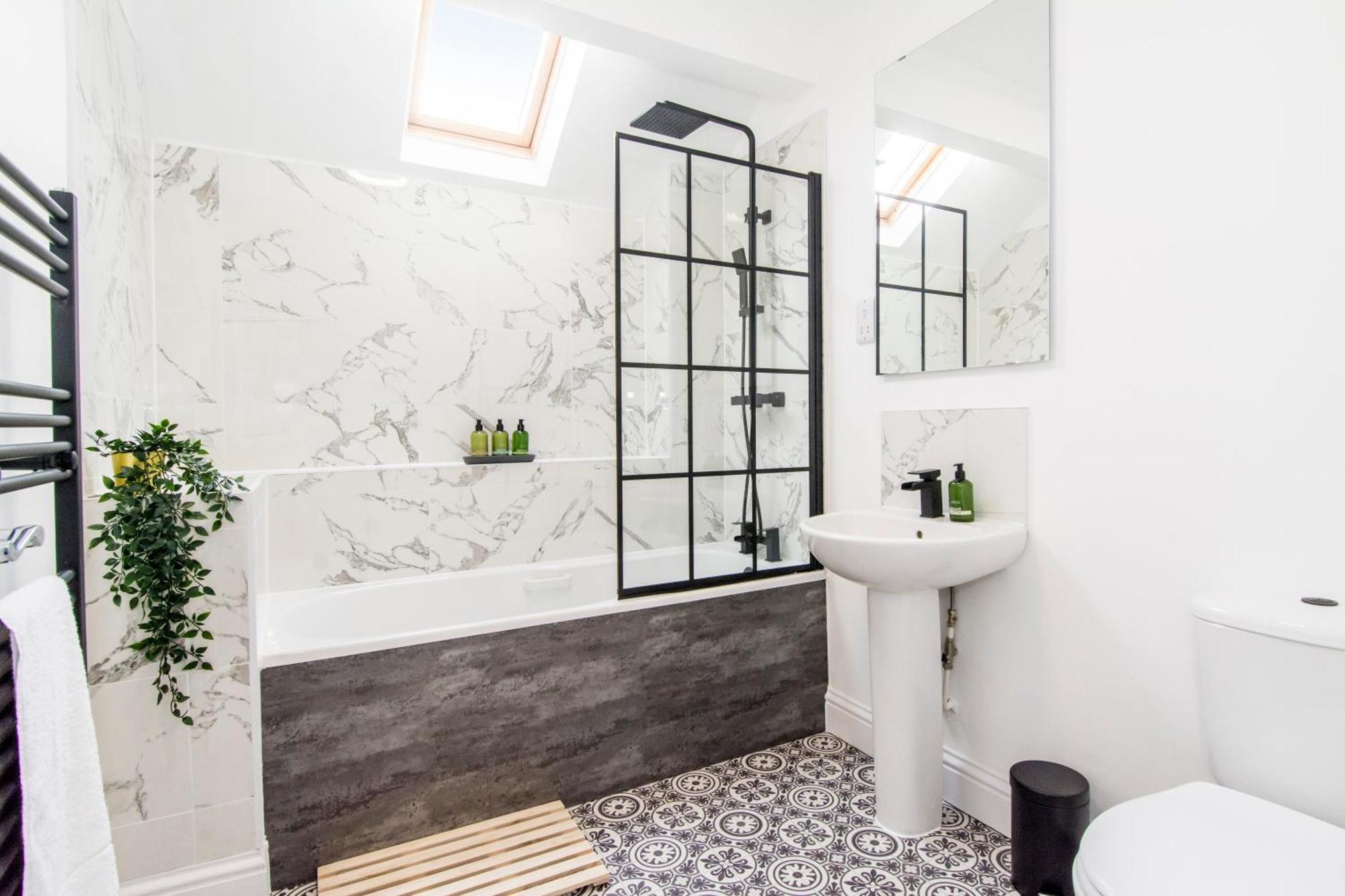 The Town House, Whole House Suitable For Contractors And Families Маркет-Харборо Экстерьер фото